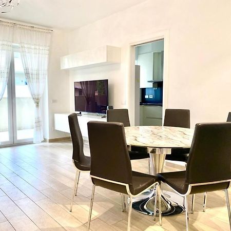 Ferienwohnung Mpm - Belinzaghi 5 6 Pax Mailand Exterior foto
