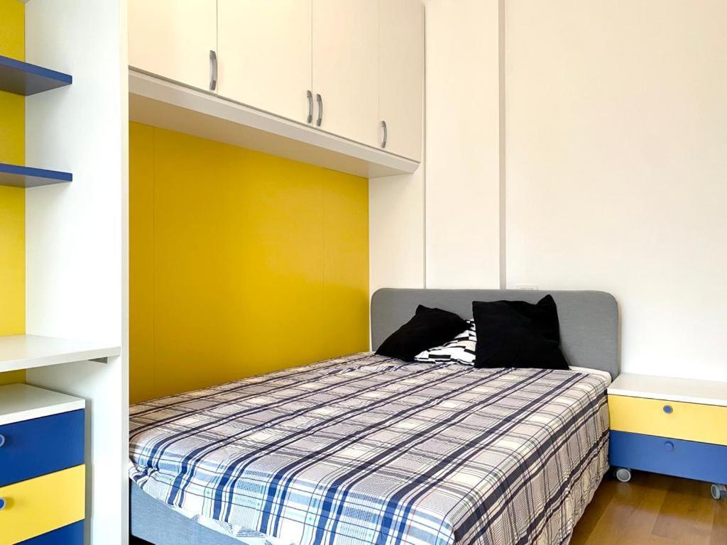 Ferienwohnung Mpm - Belinzaghi 5 6 Pax Mailand Exterior foto