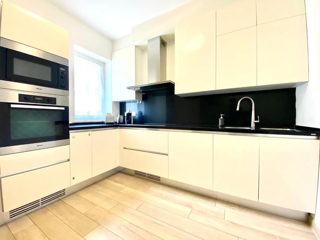 Ferienwohnung Mpm - Belinzaghi 5 6 Pax Mailand Exterior foto